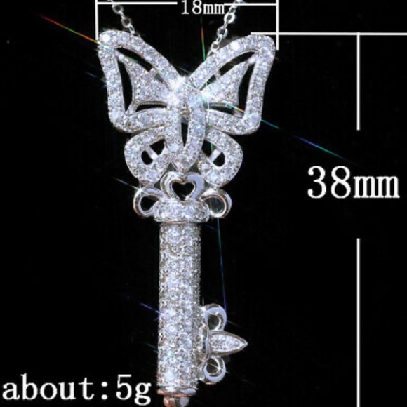 NEW 925 Sterling Silver 🦋 🔑 Necklace - Picture 6 of 7